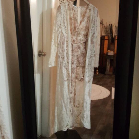 NEW NWOT BO HO.LONG LACE SMALL FESTIVAL COAT - Picture 3 of 13